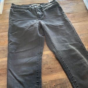 Levi’s 311 shaping skinny jeans